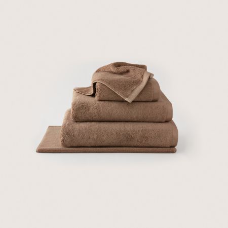 Ultimate Indulgence Towel Collection in hazelnut