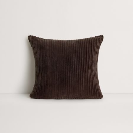 Tami Cushion in chocolate